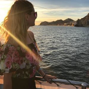 Meet your Posher, Megan